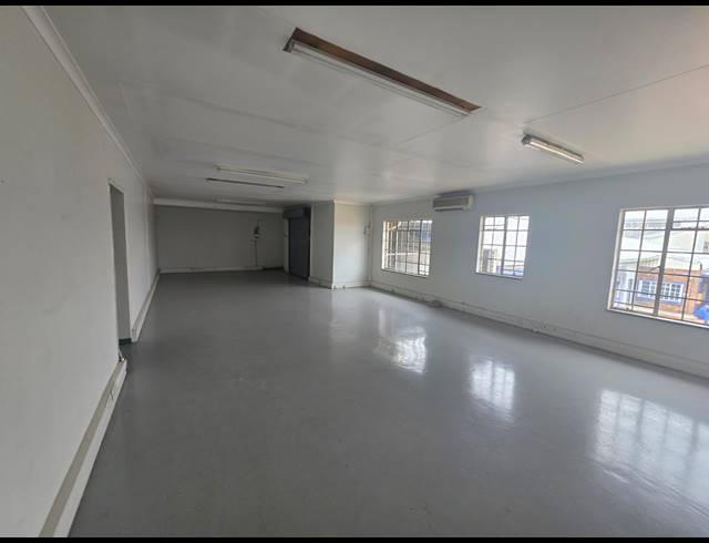 600M² WAREHOUSE TO LET IN ALRODE